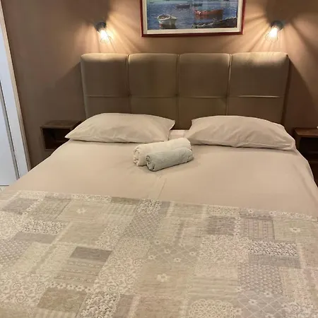 Oliva Apartment *