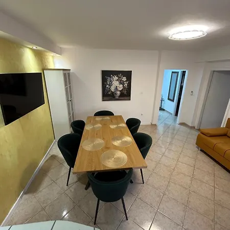Oliva Apartment *