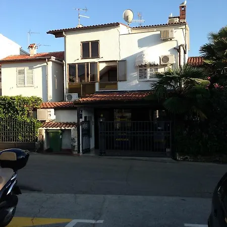 Apartman Oliva *