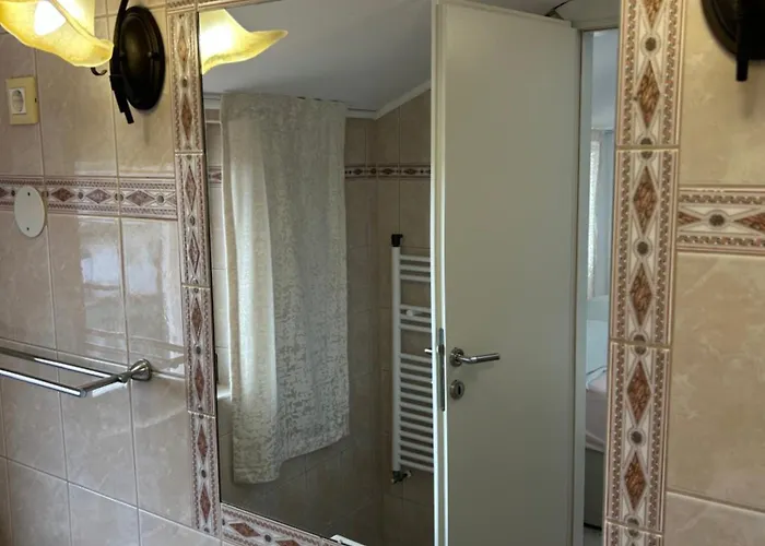 奥利瓦公寓酒店